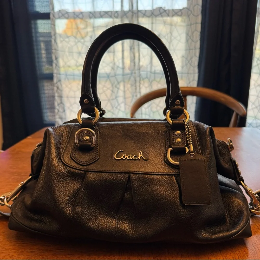 Ashley Satchel - COACH - Picture 3 of 6